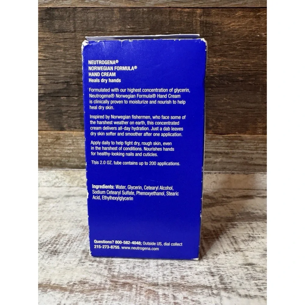Neutrogena Fragrance Hand Cream 2 fl oz – New & Sealed - Damaged‎ Packaging